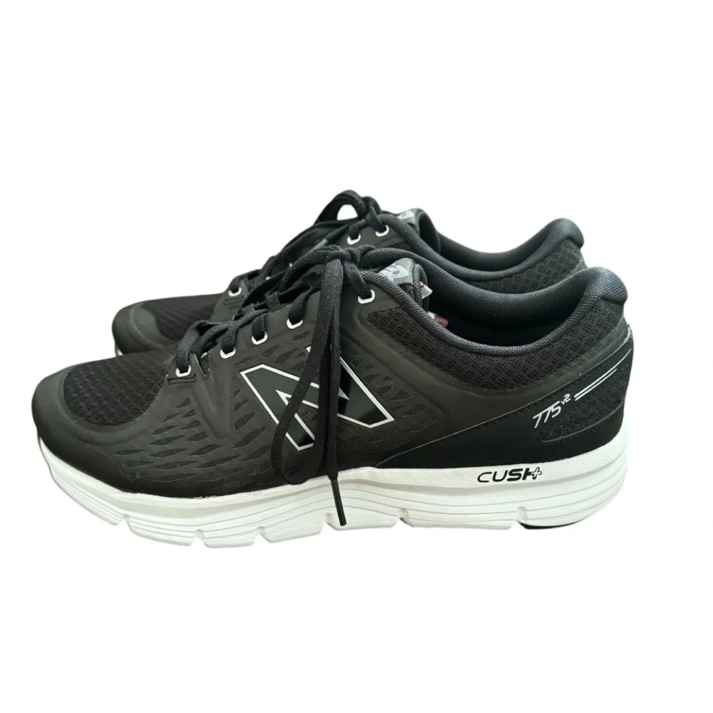 New Balance M775LT2 Men's Black Lace Up Low Top 775V2 Running Shoes Size 8.5